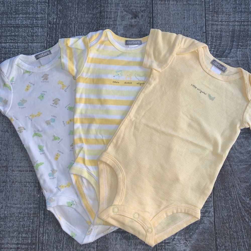 Carter’s Animal Onesies Set